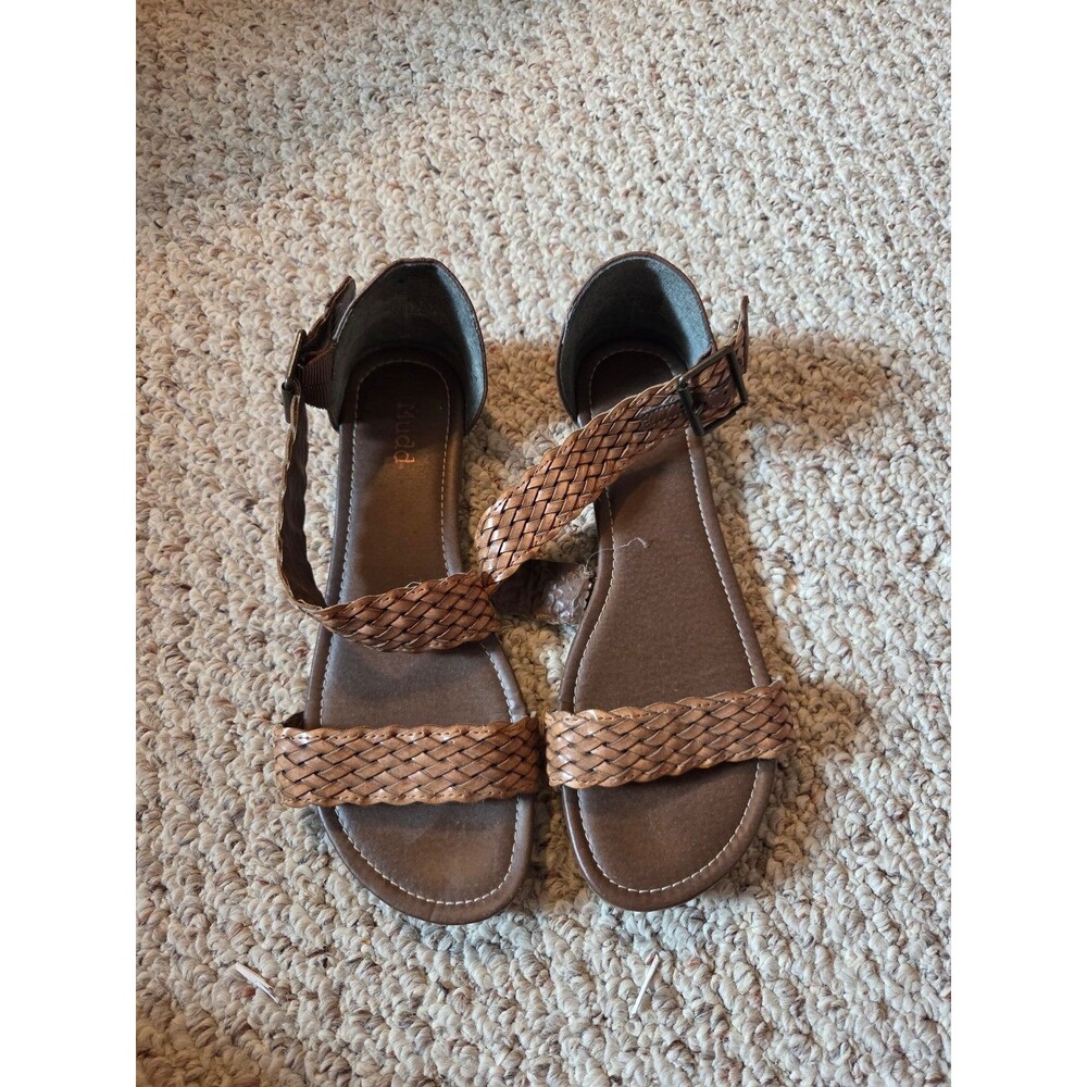 Women's Mudd Size 9 ½ Sandal